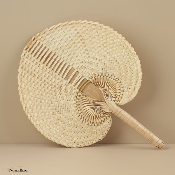 Rattan Möbel nachhaltig - Fächer aus Rattan