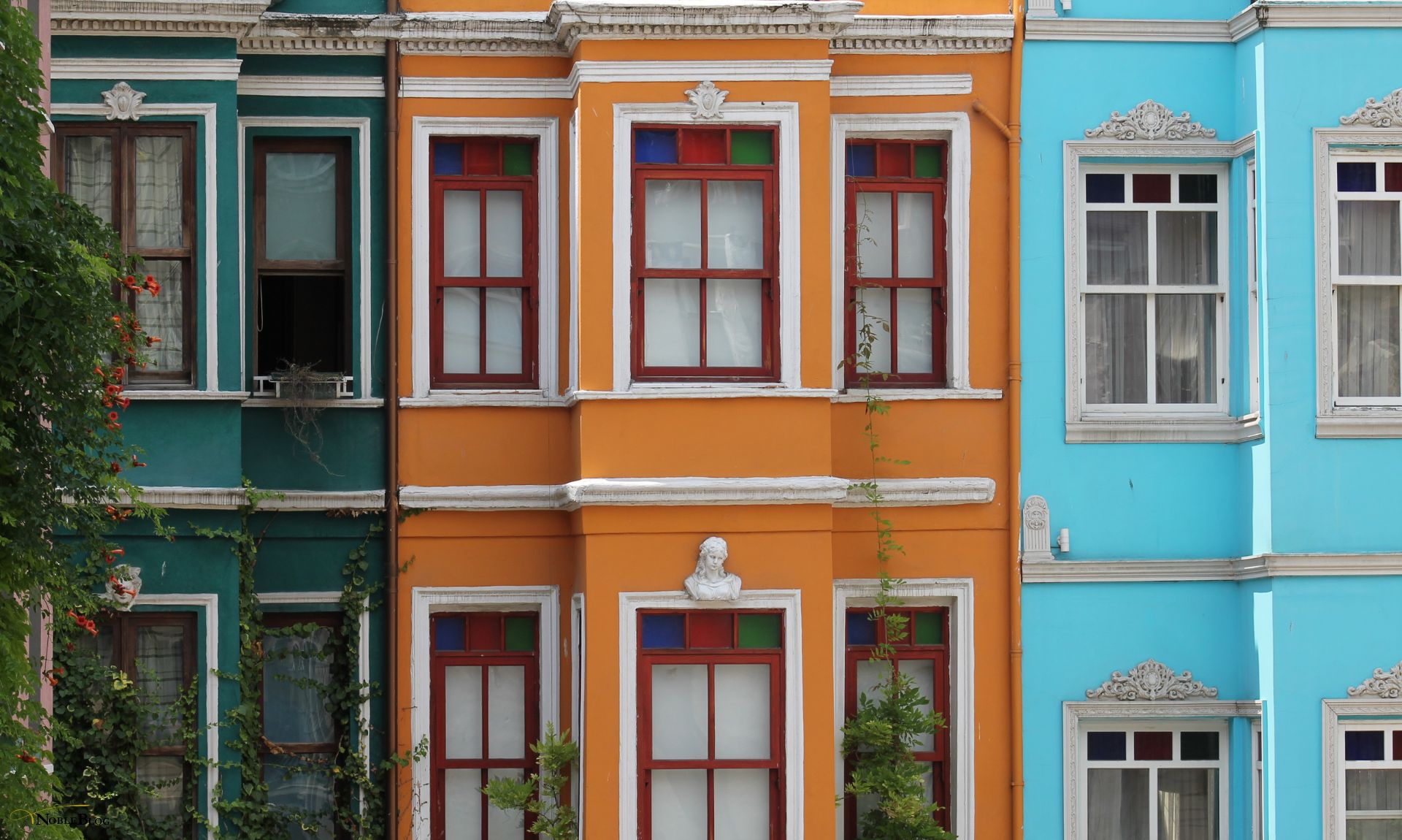 Altbau von außen